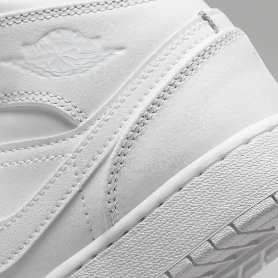 Кросівки Nike Air Jordan 1 Mid 554725-136