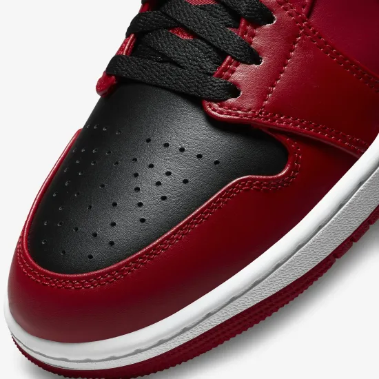Кросівки Nike Air Jordan 1 Mid 554725-660
