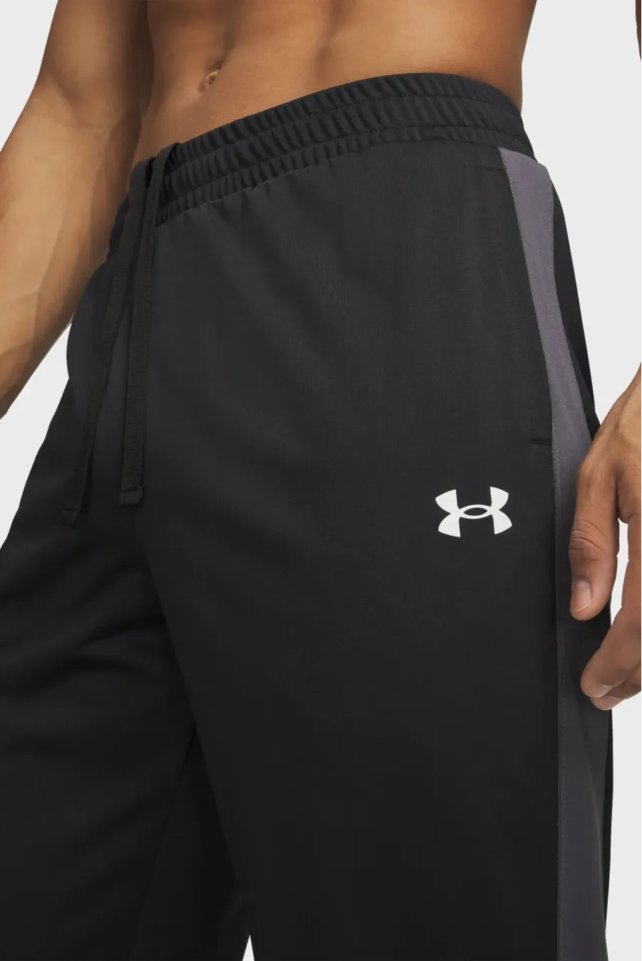Костюм Under Armour EMEA Tracksuit 6009355-001