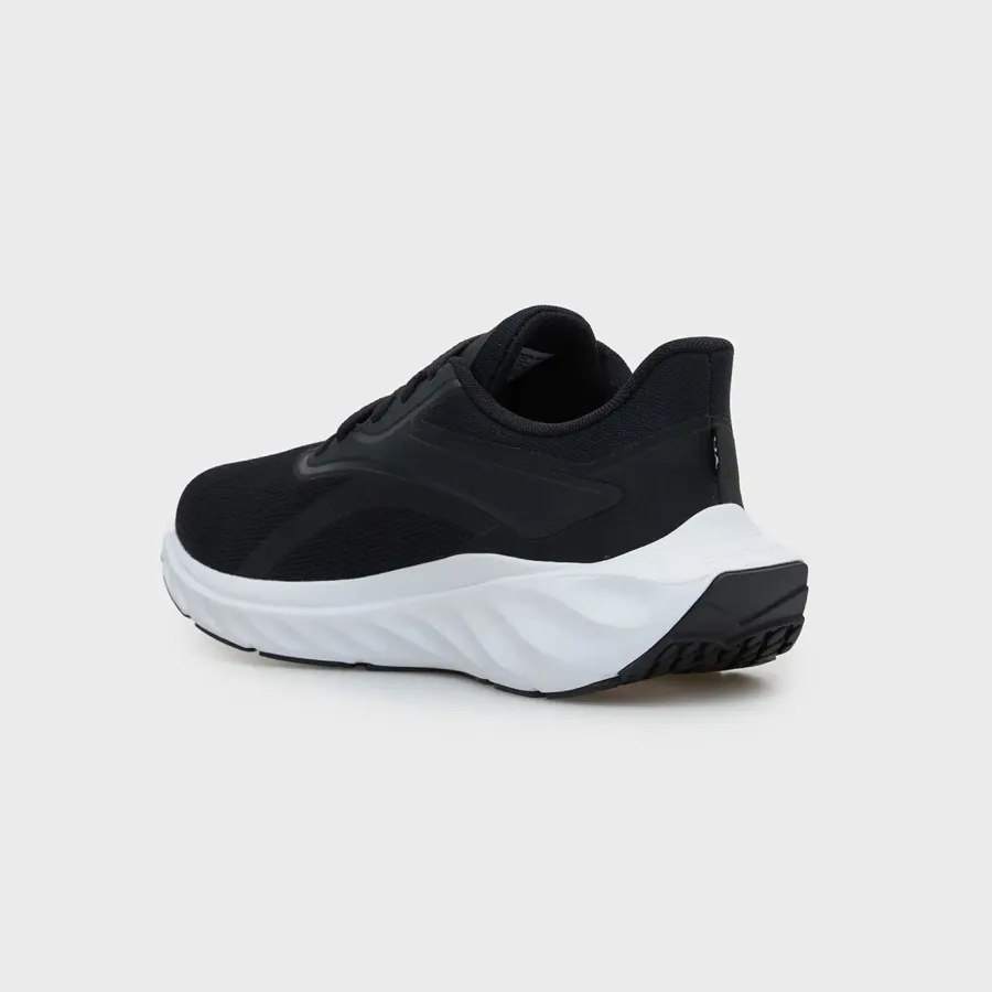 Кросівки Under Armour Charged+ Ascend 6009827-001