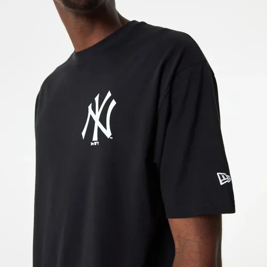 Футболка New Era MLB Essential Oversized NY Yankees 60416723