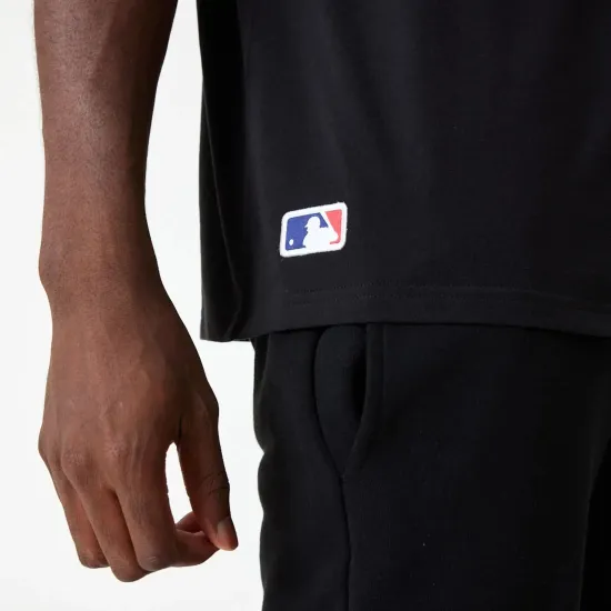 Футболка New Era MLB Essential Oversized NY Yankees 60416723