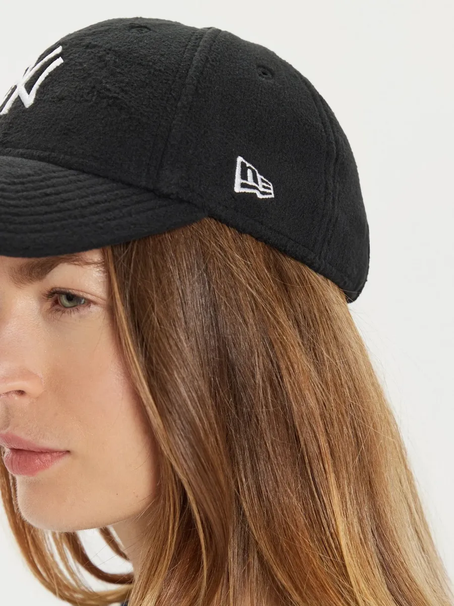 Кепка New Era Cosy New York Yankees 60565258