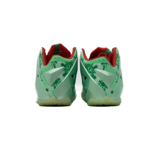 Кросівки Nike LeBron 11 621712-301