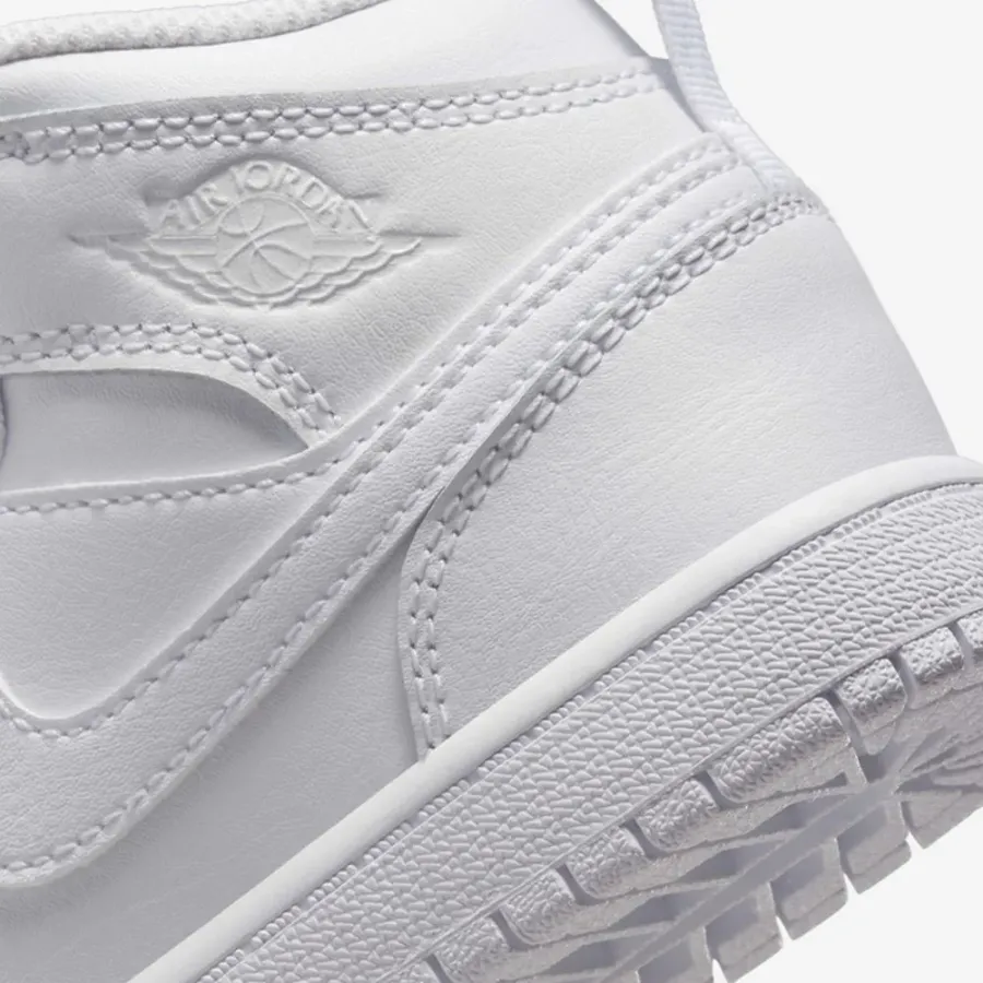 Кросівки Nike Air Jordan 1 Low 640734-136