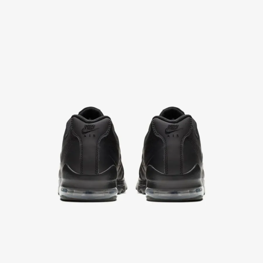 Кросівки Nike Air Max Invigor 749680-001