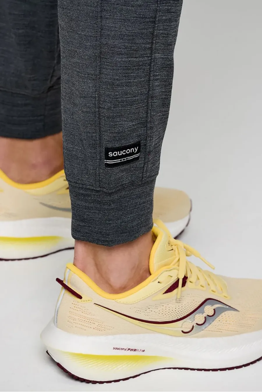 Штани Saucony Solstice Jogger 800465-BKH