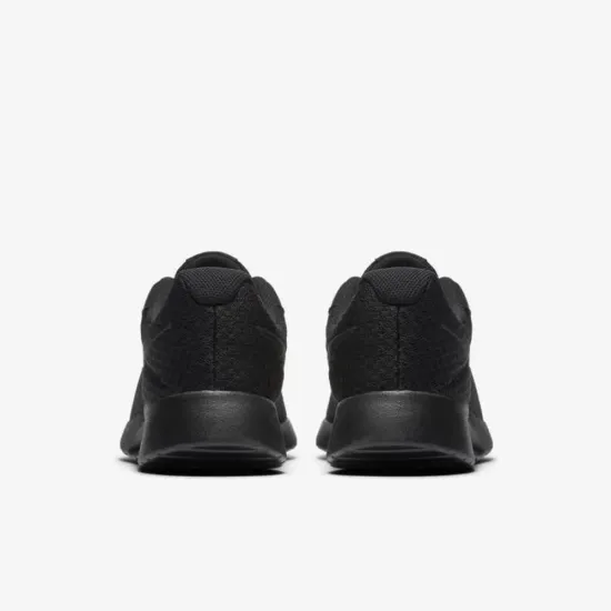 Кросівки Nike Tanjun 812655-002