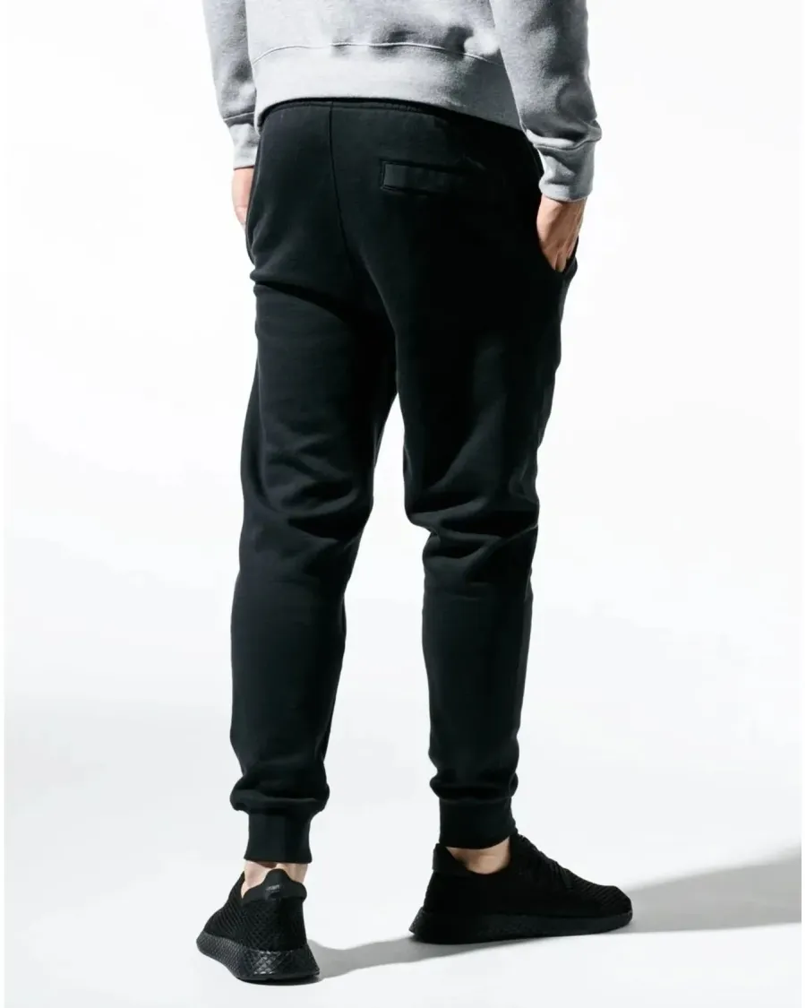 Штани Nike Club Fleece Cargo 826431-010
