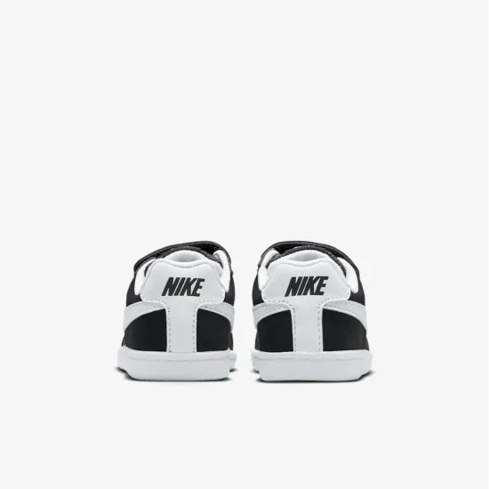 Кросівки Nike Court Royale 833537-002