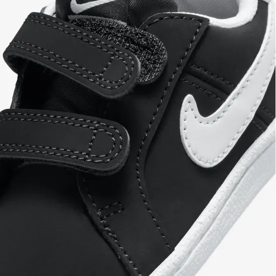 Кросівки Nike Court Royale 833537-002
