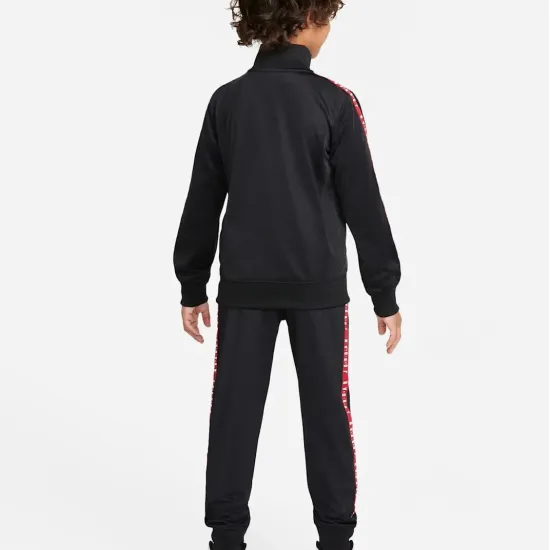Костюм Nike Air Jordan Tricot Set 85A449-023