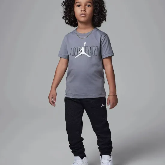Комплект Nike Air Jordan Sneaker School 85D722-023