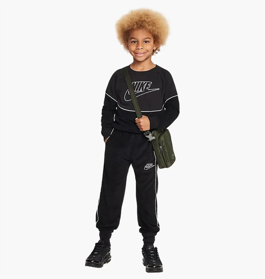 Костюм Nike Sportswear Amplify French Terry Crew Set 86L198-023