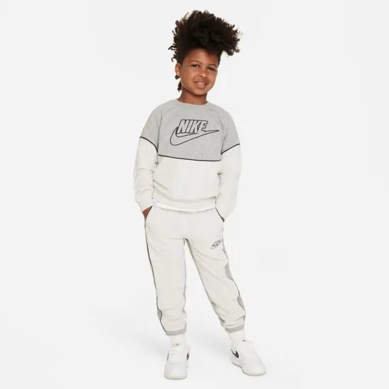 Костюм Nike Sportswear Amplify French Terry Crew Set 86L198-042