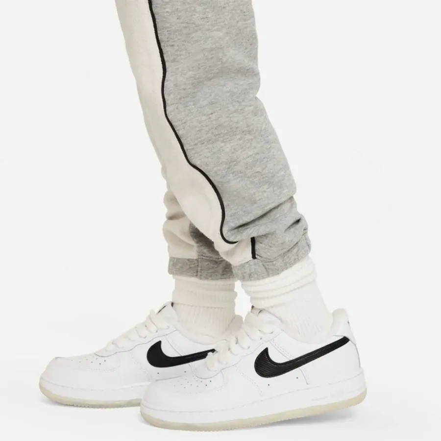 Костюм Nike Sportswear Amplify French Terry Crew Set 86L198-042