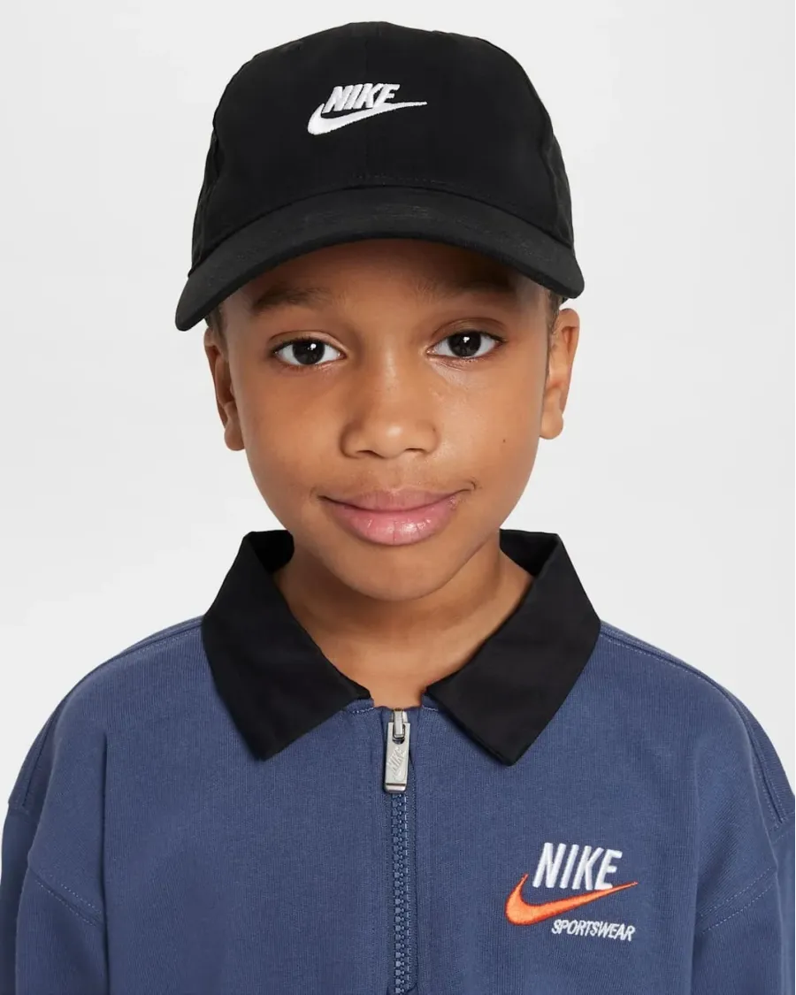 Кепка Nike Futura Curve Brim 8A2902-023