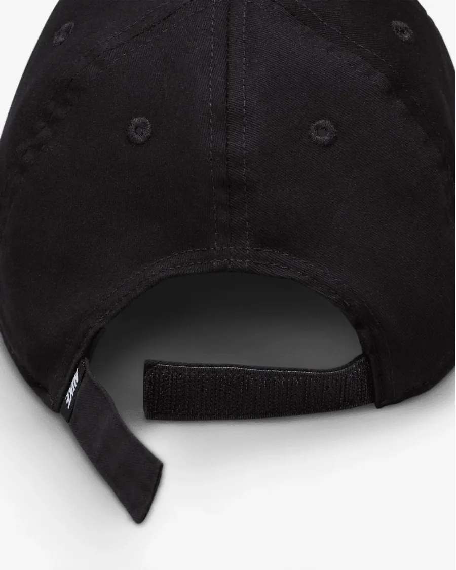 Кепка Nike Futura Curve Brim 8A2902-023