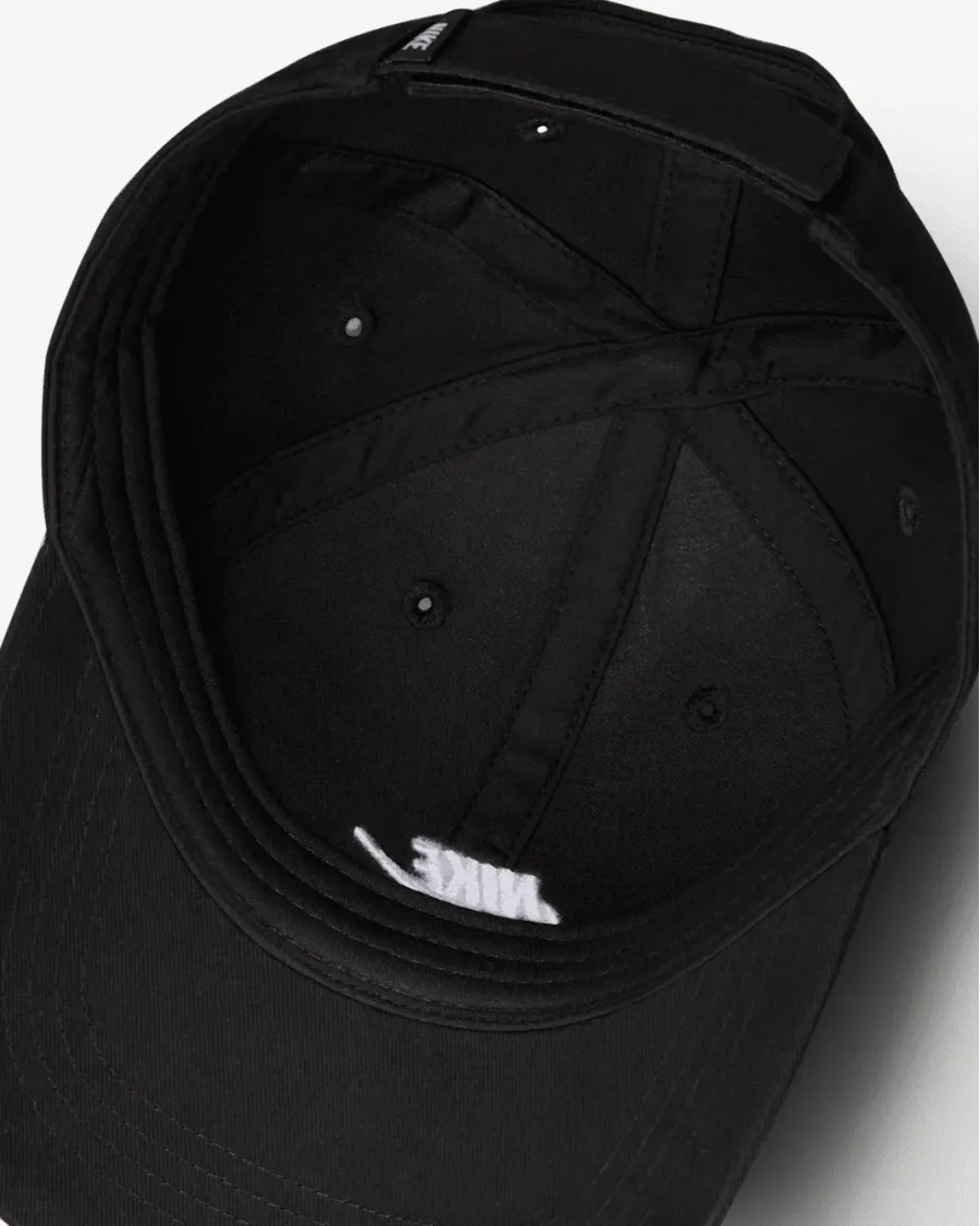 Кепка Nike Futura Curve Brim 8A2902-023