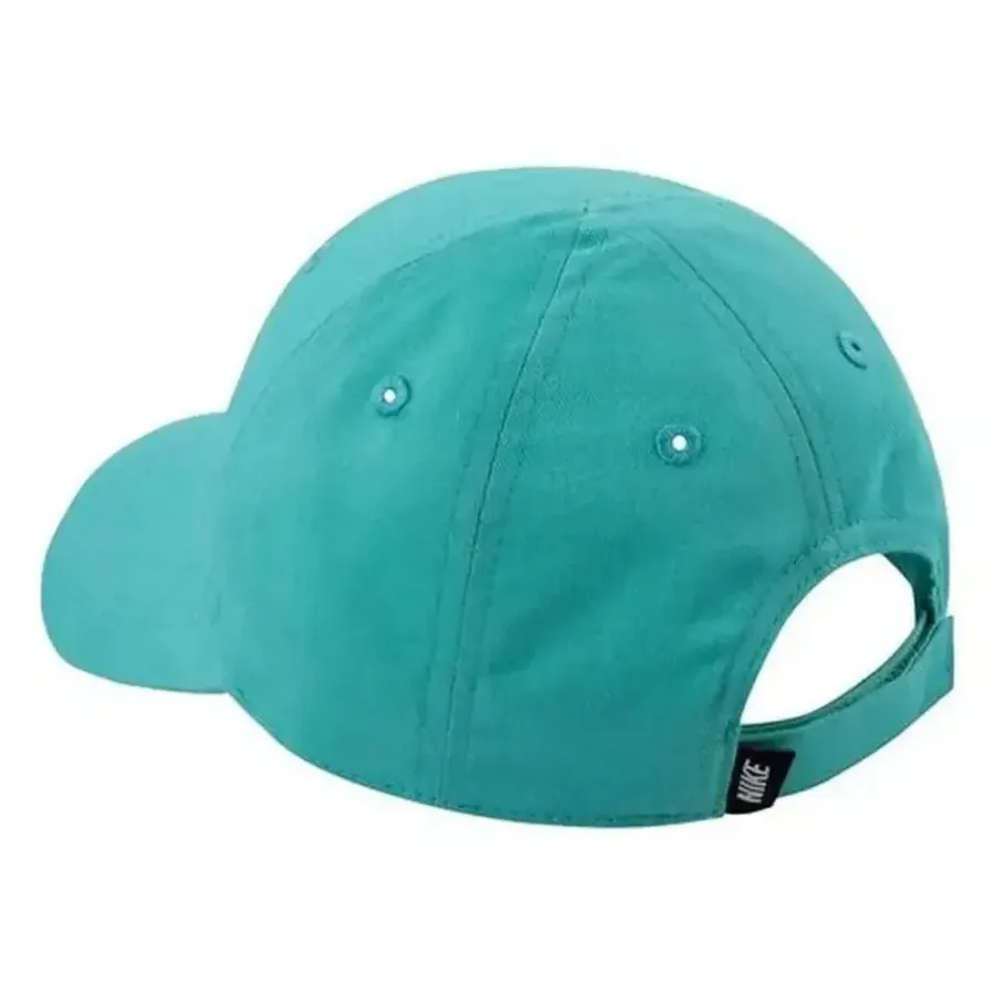 Кепка Nike Futura Curve Brim 8A2902-BA2