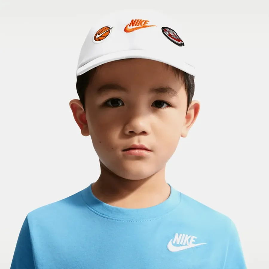 Кепка Nike Statement Patch Club 8A3159-001