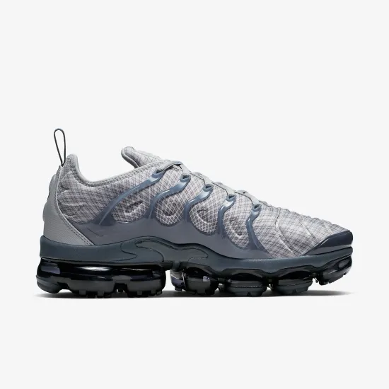 Кросівки Nike Air VaporMax Plus 924453-019