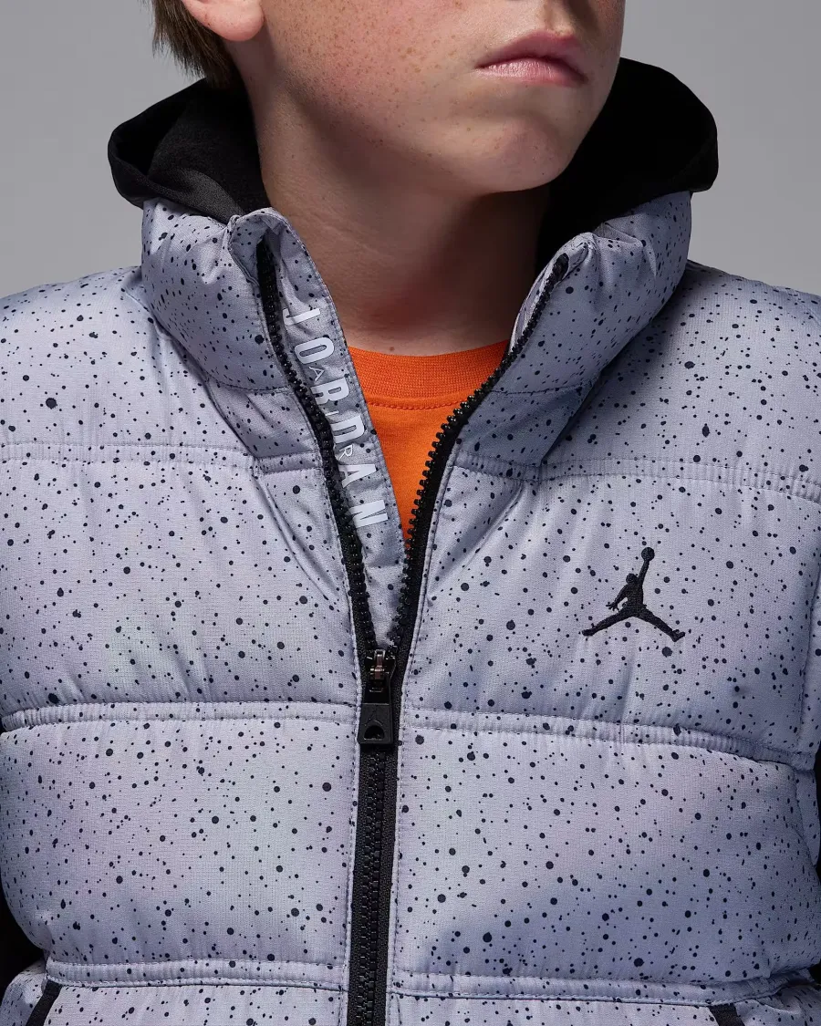 Куртка Nike Air Jordan 2 Fer 95D191-GHJ