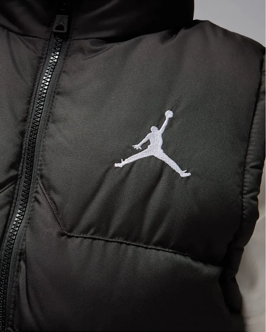Жилетка Nike Air Jordan JDB Puffer Filled Vest 95D532-023