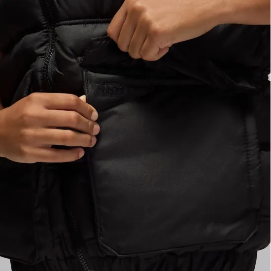 Жилетка Nike Air Jordan JDB Puffer Filled Vest 95D532-023