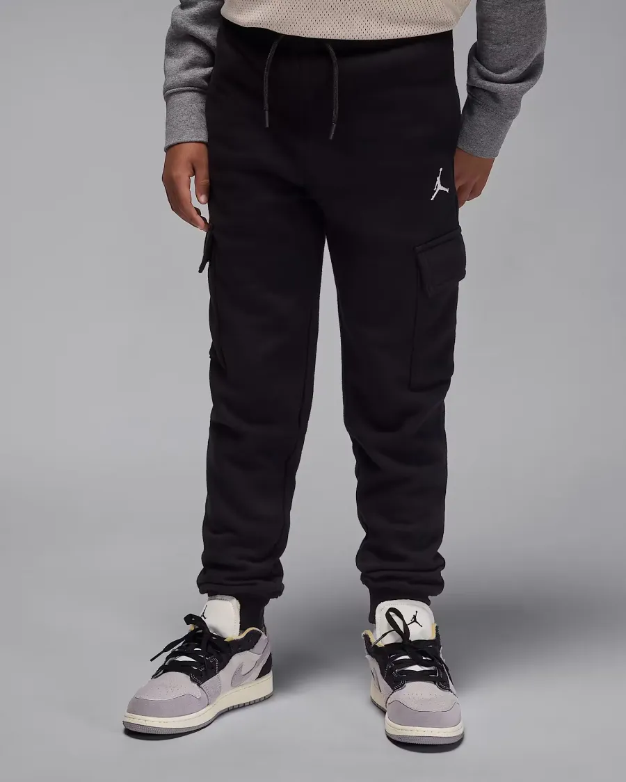 Штани Nike Air Jordan My Brooklyn Essentials Fleece Cargo 95F105-023