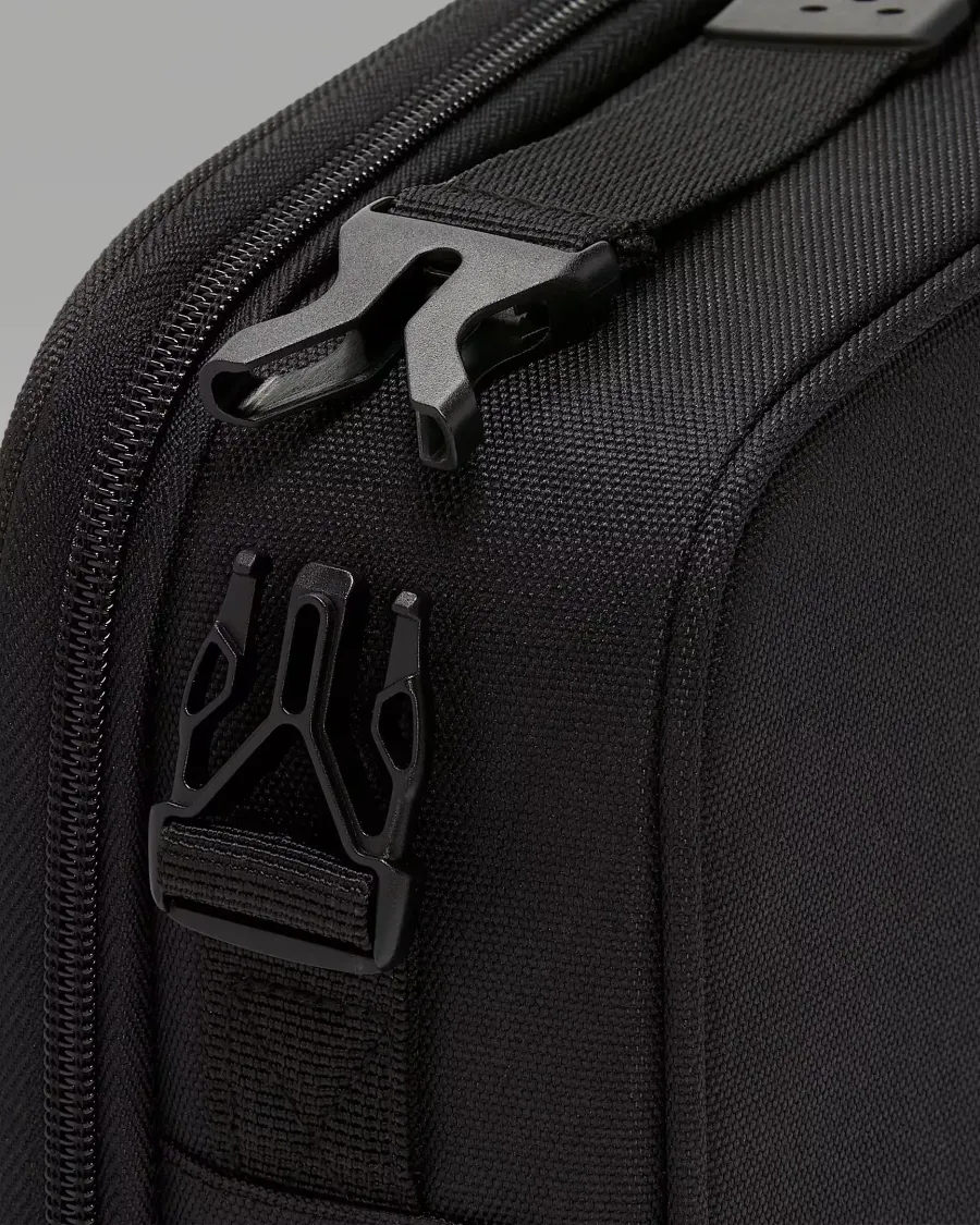 Сумка Nike Air Jordan Fuel Pack Lunch Bag 9A0542-023