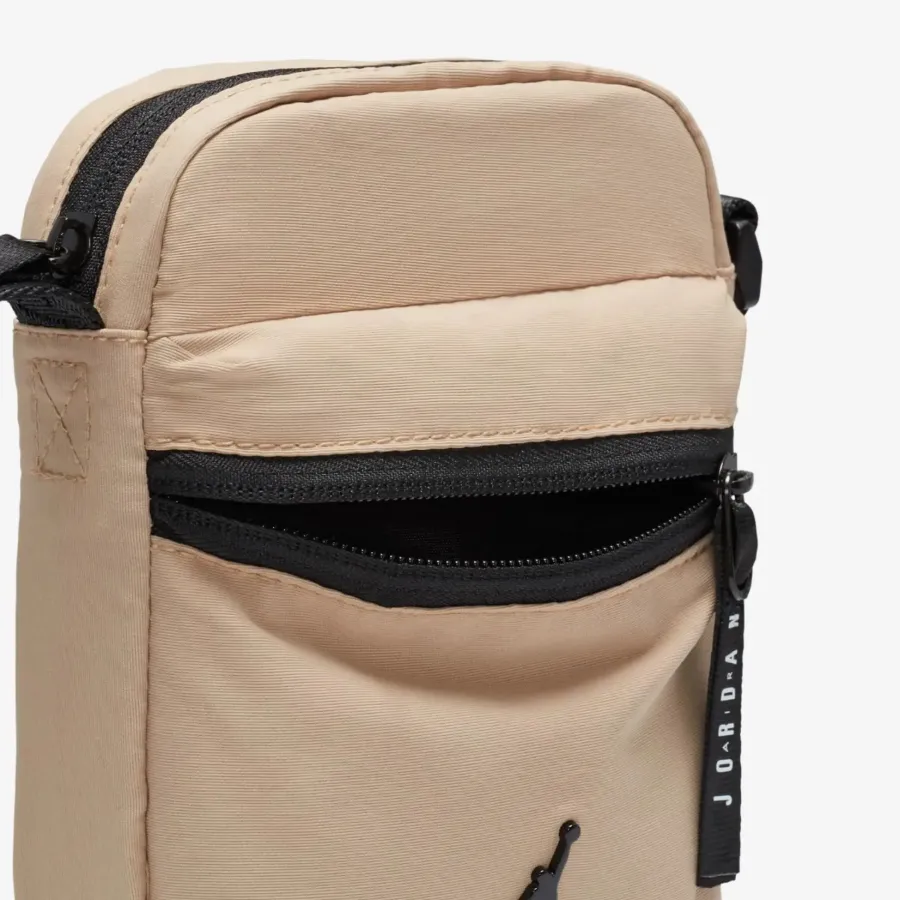 Сумка Nike Air Jordan Airborne Festival Bag 9A0631-X6A