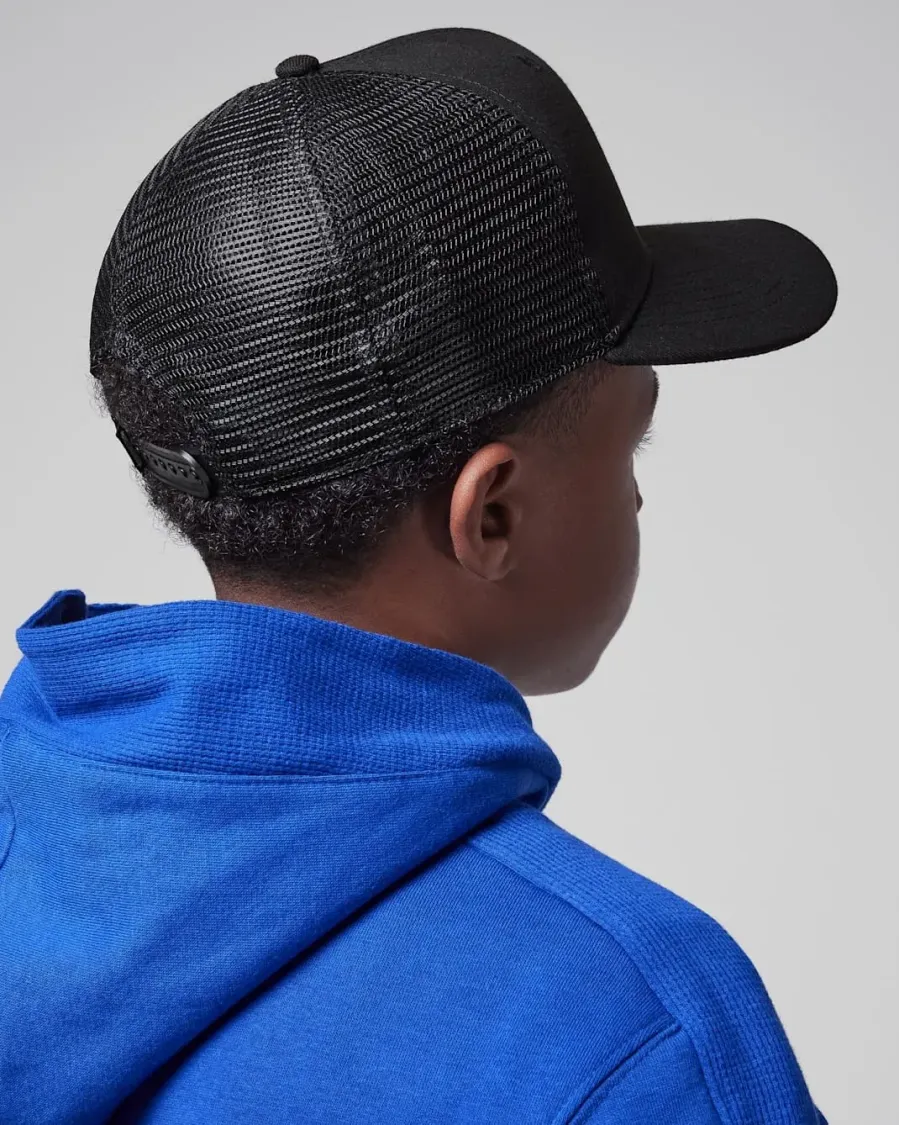 Кепка Nike Air Jordan Jan Metal Jumpman Trucker 9A0928-023
