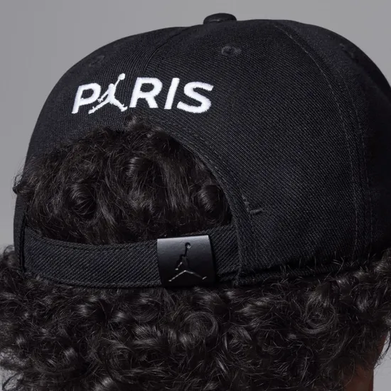 Кепка Nike Air Jordan Paris Saint‑Germain 9A0999-023