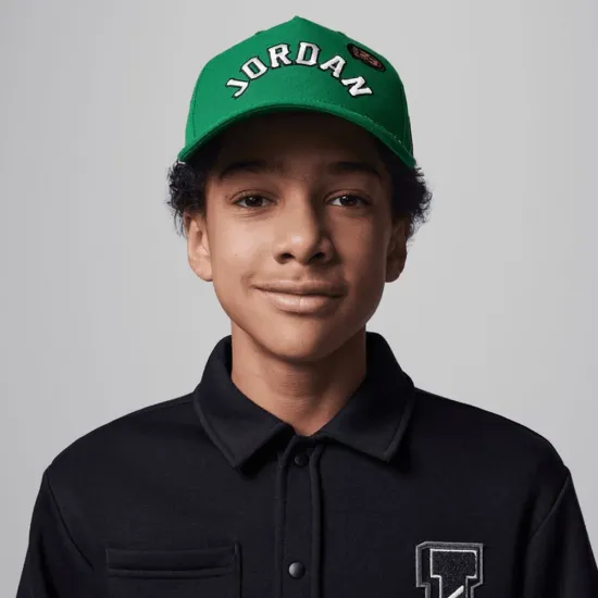 Кепка Nike Air Jordan Signature Curved Brim 9A9028-E1P