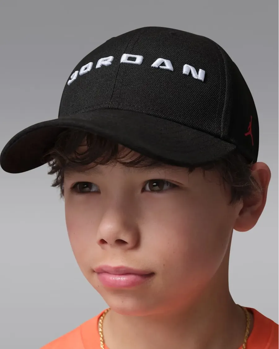 Кепка Nike Air Jordan Structured Strapback 9A9224-023
