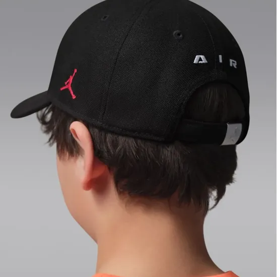 Кепка Nike Air Jordan Structured Strapback 9A9224-023