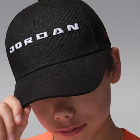Кепка Nike Air Jordan Structured Strapback 9A9224-023