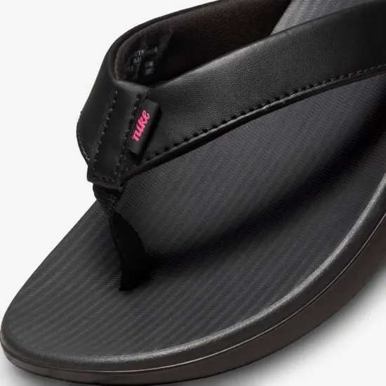 Тапочки Nike Bella Kai Thong AO3622-001