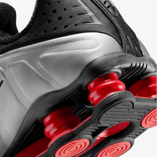 Кросівки Nike Shox R4 AR3565-011