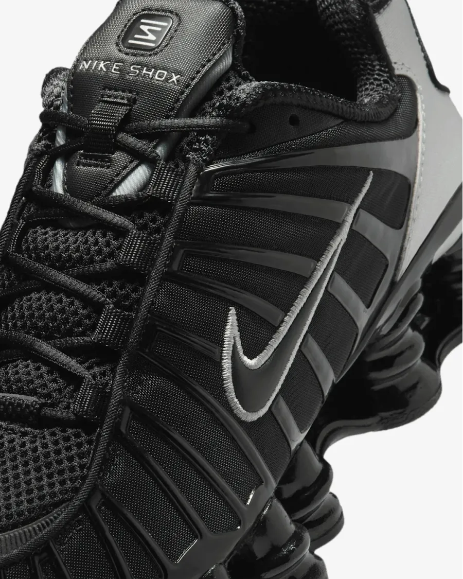 Кросівки Nike Shox TL AR3566-008