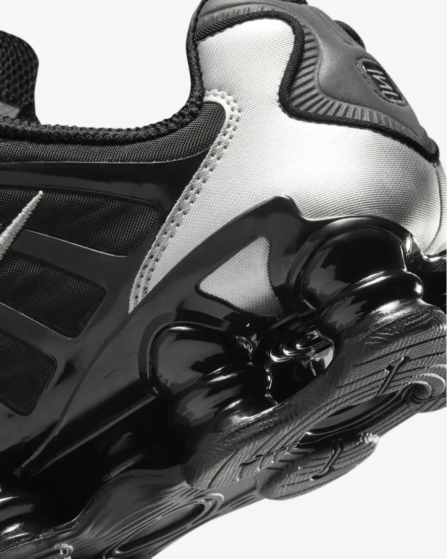 Кросівки Nike Shox TL AR3566-008