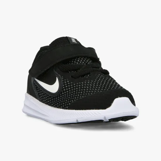 Кросівки Nike Downshifter 9 AR4137-002