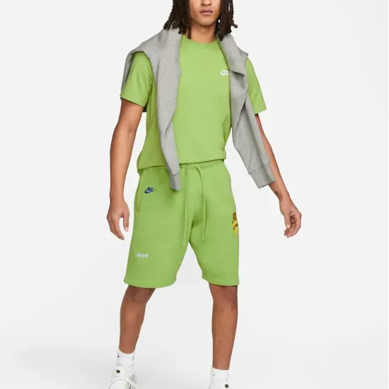 Футболка Nike Sportswear Club Tee AR4997-332