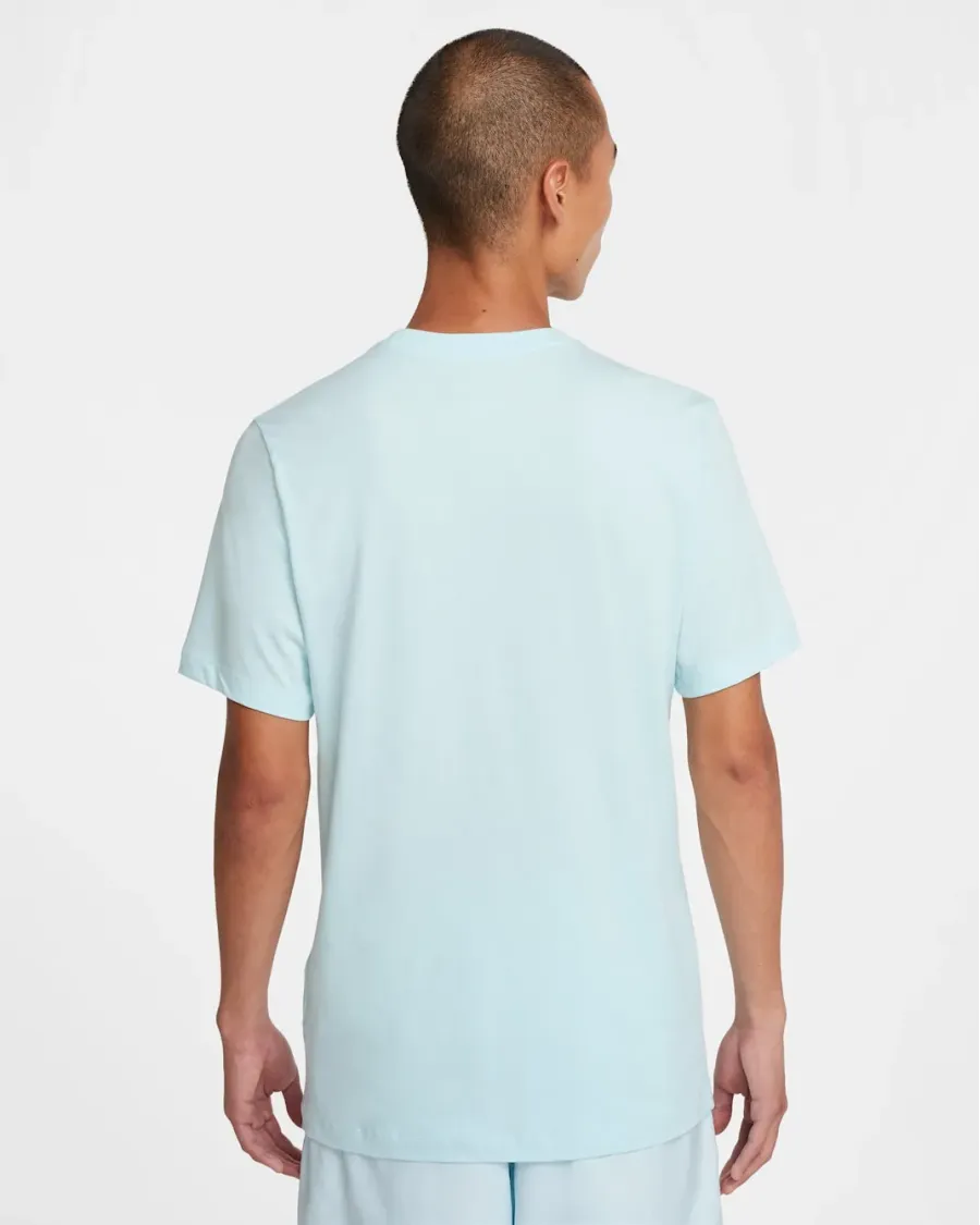 Футболка Nike Sportswear Club Tee AR4997-476