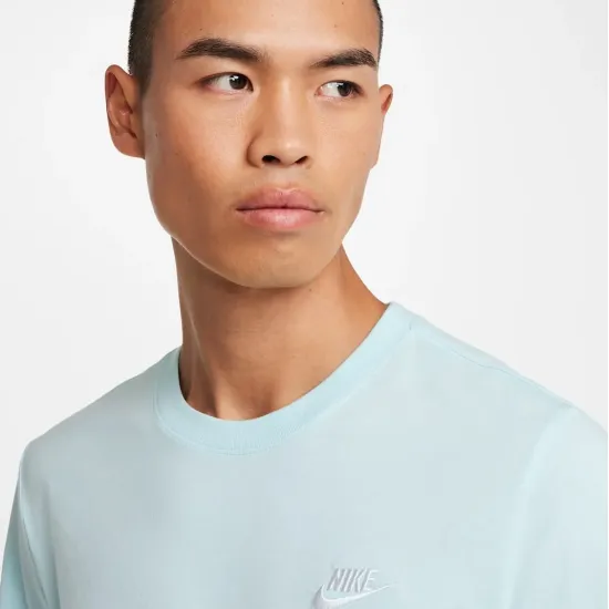 Футболка Nike Sportswear Club Tee AR4997-476