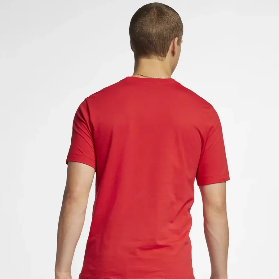 Футболка Nike Sportswear Club Tee AR4997-657