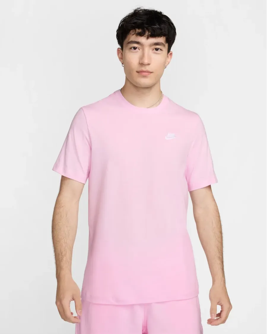 Футболка Nike Sportswear Club Tee AR4997-667