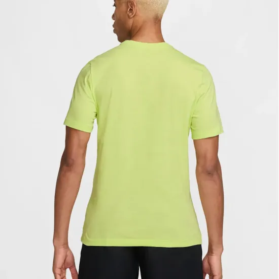 Футболка Nike Sportswear Club Tee AR4997-736