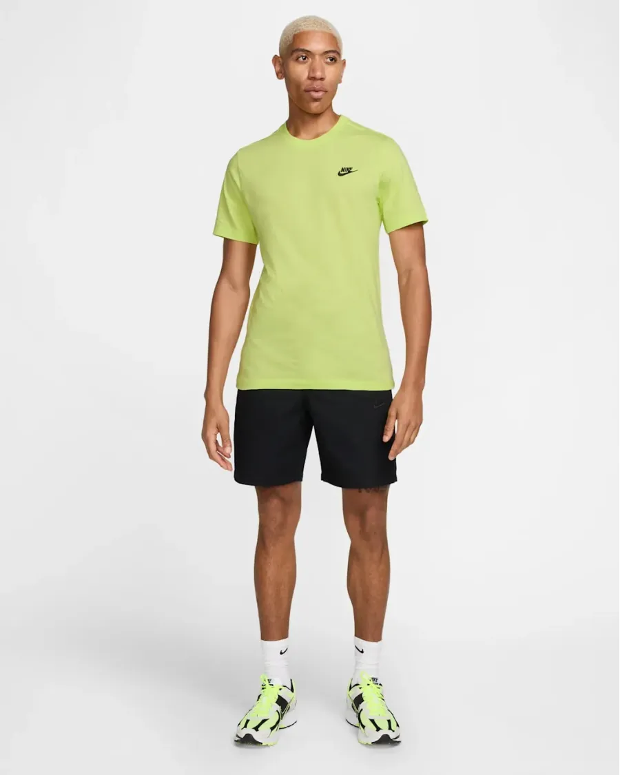 Футболка Nike Sportswear Club Tee AR4997-736
